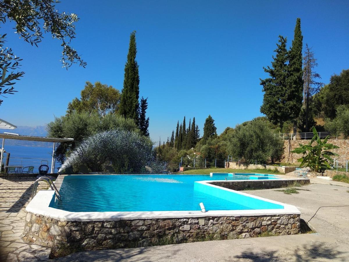 Hotel Theasis Paralia Sergoulas Exterior foto