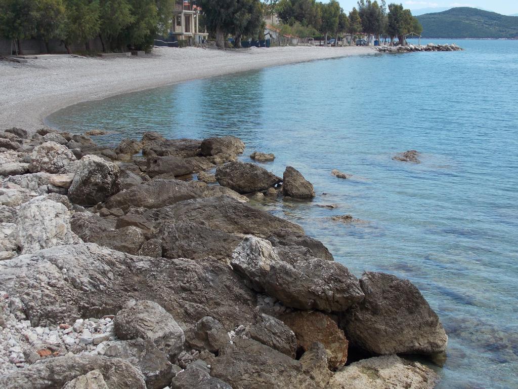 Hotel Theasis Paralia Sergoulas Exterior foto